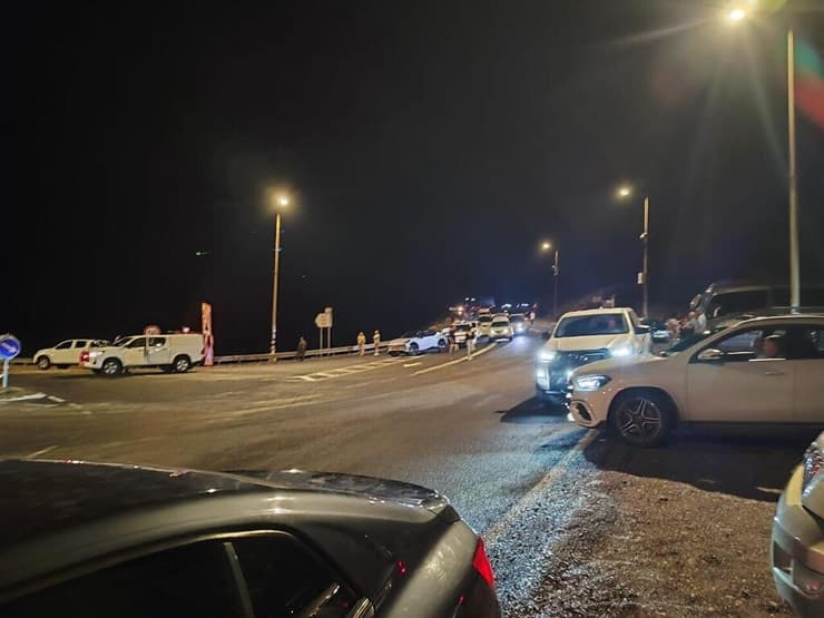 תקועים בכביש בלי יכולת להגיע לקלפי בעקבות שיטפונות
