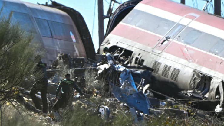 ספרד מחוז טולדו תאונת רכבת מהירה רכבות מהירות התנגשות