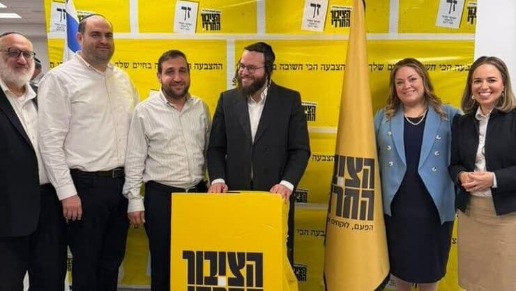 מוטי לייטנר בנאום מטה מוטי לייטנר בנאום מטה