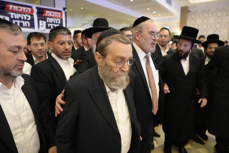יעקב אשר ומשה גפני (צילום: גיל רובינשטיין) חגיגות במטה דגל התורה
