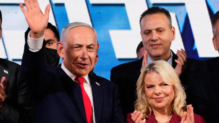 נתניהו במטה הליכוד אתמול. נערך לקרב בלימה נגד המהלך (צילום: AP Photo/Ohad Zwigenberg) נאום יו"ר הליכוד בנימין נתניהו