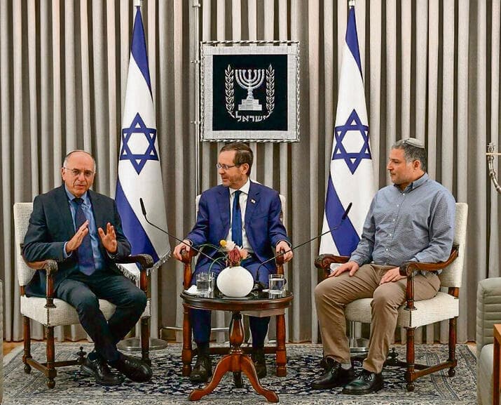 זיני, הרצוג וסולברג. פגיעה באמון הציבור בתוצאות היא פגיעה בדמוקרטיה (חיים צח לעמ) זיני, הרצוג וסולברג. פגיעה באמון הציבור בתוצאות היא פגיעה בדמוקרטיה