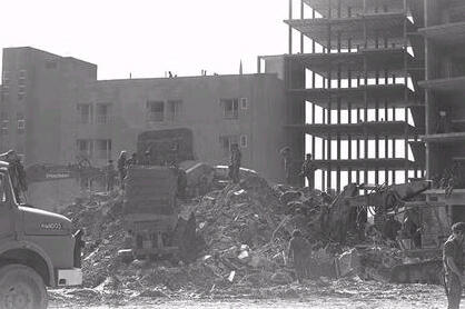 Разрушенное здание в Тире