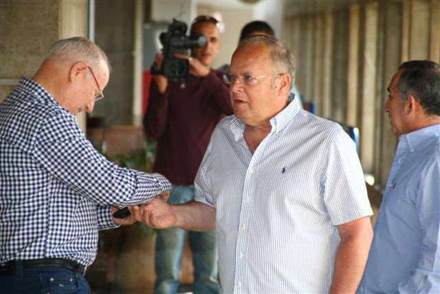 רפי פלד ואריה גבעוני