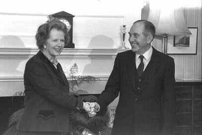 Former president Chaim Herzog meeting with then-British PM Margaret Thatcher in 1983 