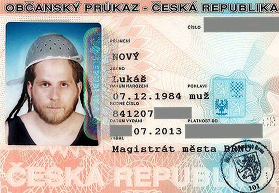 Водительское удостоверение, выданное гражданину Чехии 