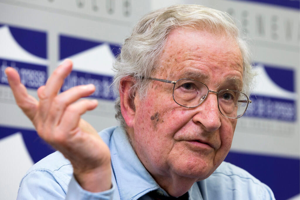 Noam Chomsky 