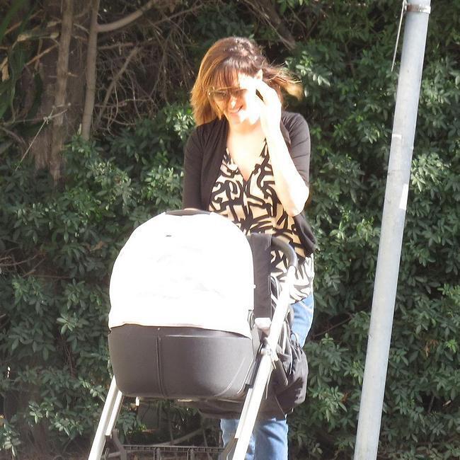 רינה מצליח תעשה לך מחר בייביסיטר