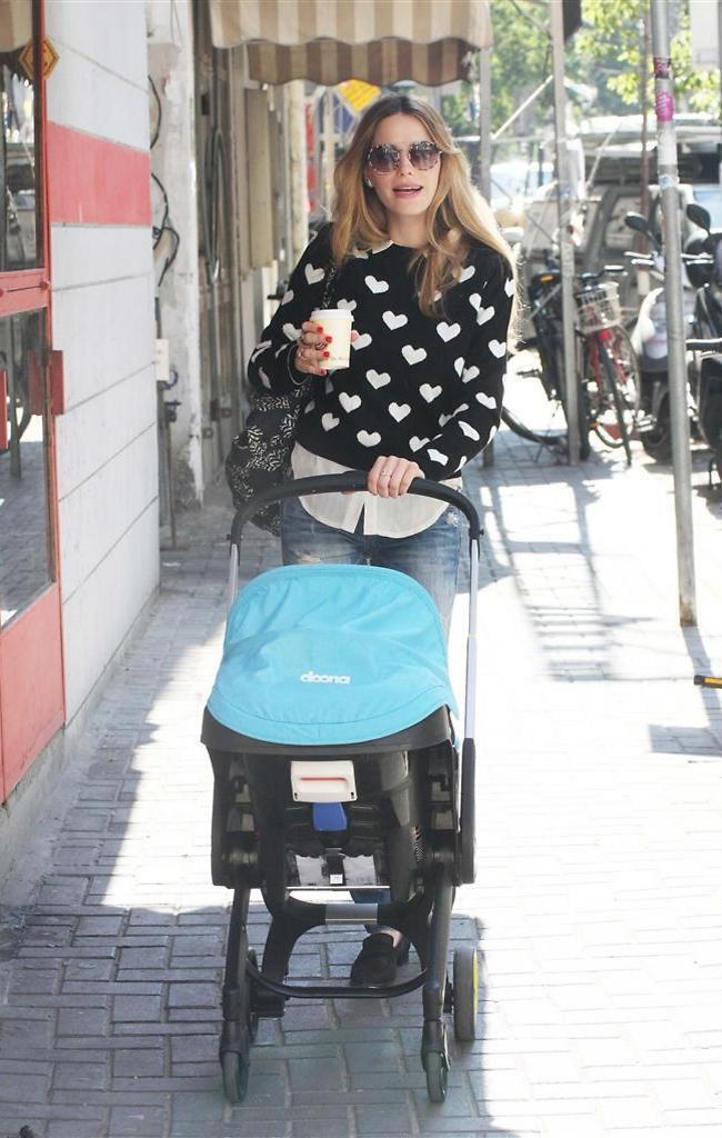 אפשר קצת פרטיות בבית הזה?! (צילום: מוטי לבטון) אפשר קצת פרטיות בבית הזה?!