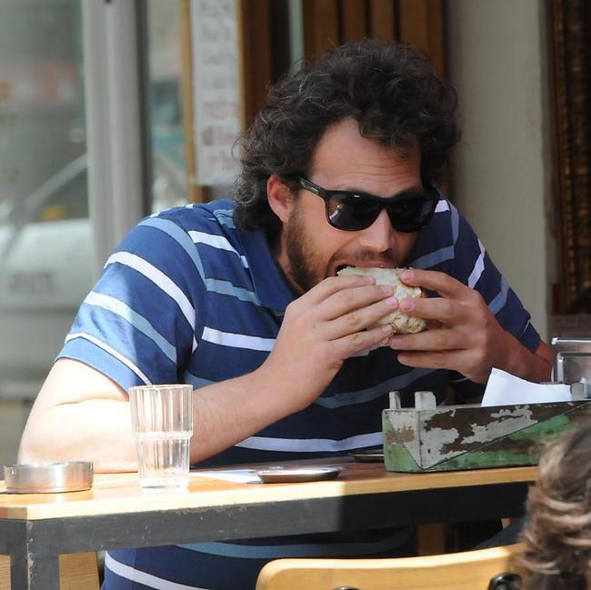 "הא לך אויב אכזר!"