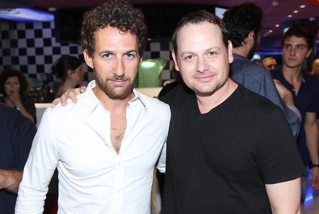 שוק. טישירט שחורה? מכופתרת בלי עניבה? גידי רף ואורי פפר קז'ואליים מדי