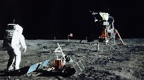 משימת אפולו 11 על הירח ב-1969