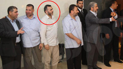 Marwan Issa in a photo with senior Hamas leaders 