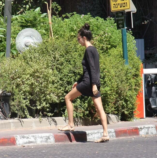 אני אעבור דרך הצמחייה לא יקלטו אותי. יאנה יוסף
