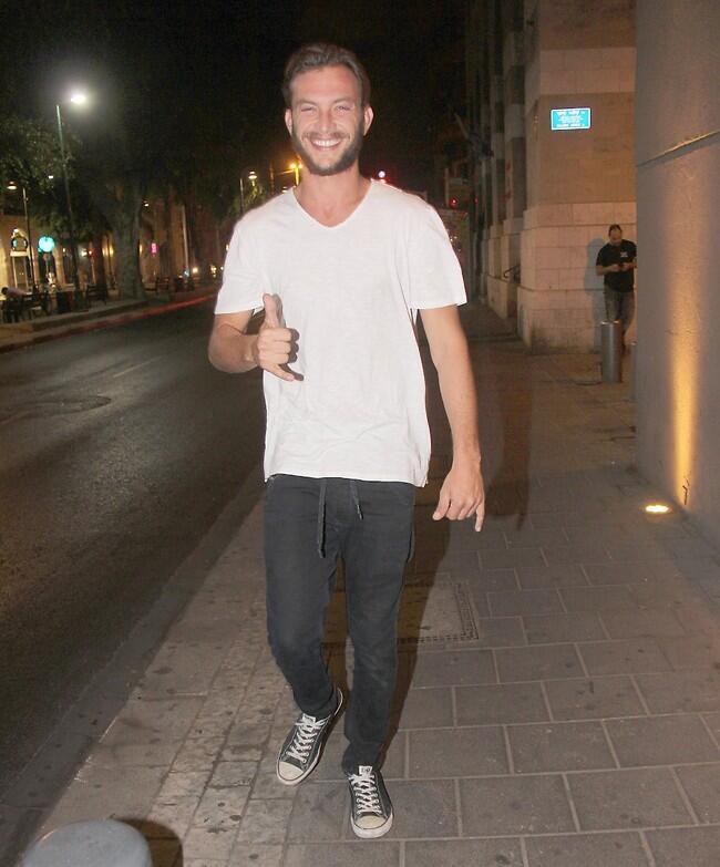 מה אתה שרת? עוז זהבי
