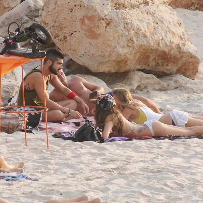 רוצות לשמוע צ'יזבאטים?