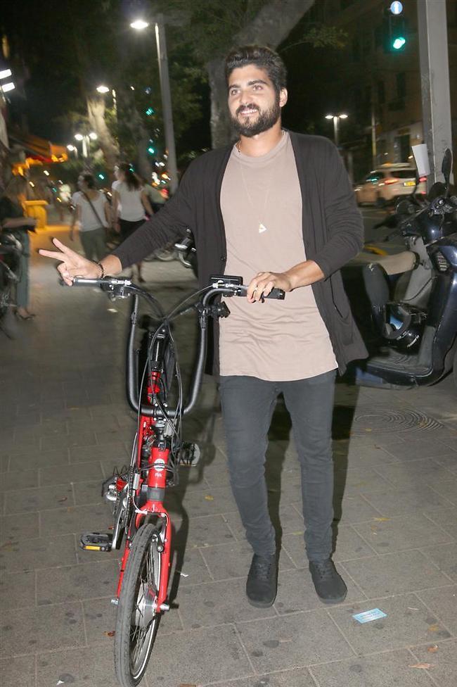 סוף סוף עברתי טסט שישי על החשמליות! אושרי כהן