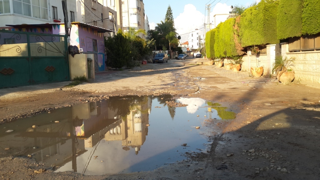 Poor infrastructure in the Arab city of Taibe 