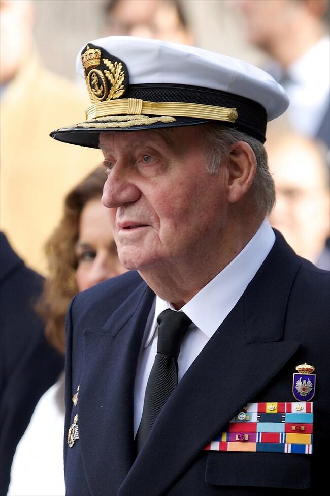 מושחת. חואן קרלוס