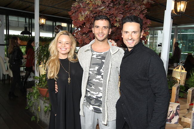 זה היום שלו. יעל בר זוהר, גיא זוארץ ומושיק גלאמין