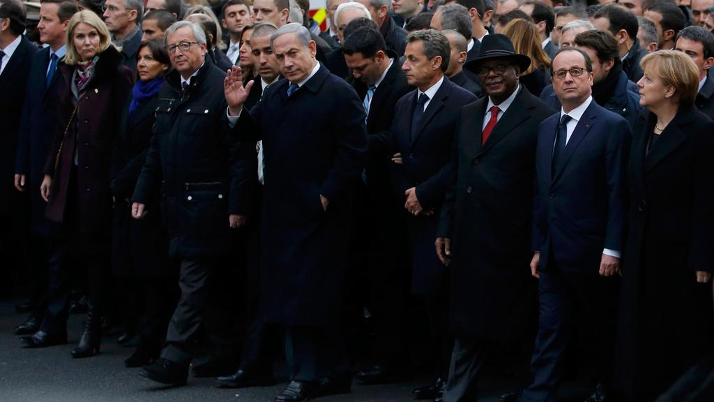 Benjamin Netanyahu and other world leaders march against terror in Paris 