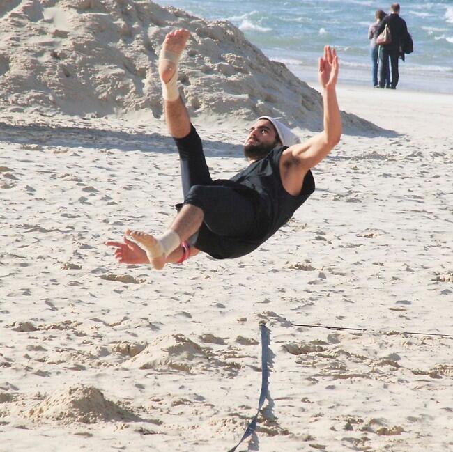 מזל שעשית פדיקור לפני הפפראצי