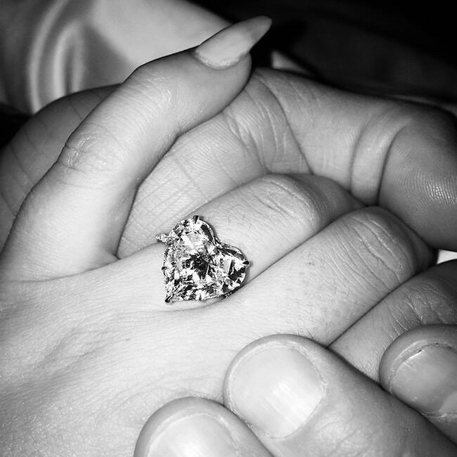 כך נראית הטבעת של ליידי גאגא