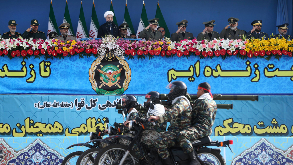 Военный парад в Тегеране 