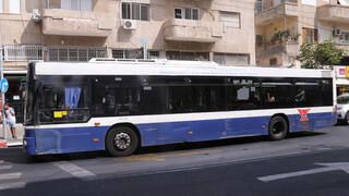 אוטובוס של חברת דן בתל אביב