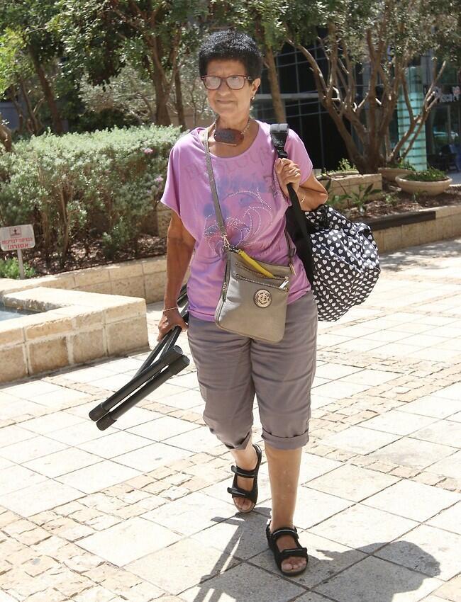 צלצולי פעמונים. אהובה עוזרי