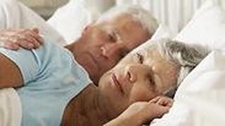 איכות השינה משתנה עם העלייה בגיל