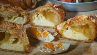 ביס מושלם לשבת בבוקר: בורקס ארבע גבינות