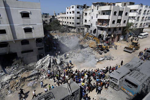 Failed assassination attempt of Deif in Gaza City's Sheikh Radwan District, during Operation Protective Edge, 2014 