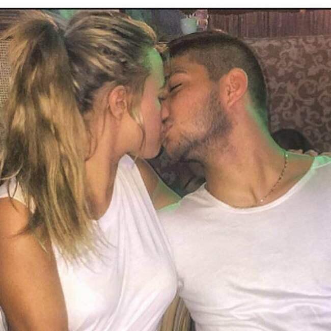 מוקדם מידי לשאול על חתונה? עדן בן זקן והחבר שוקי ביטון