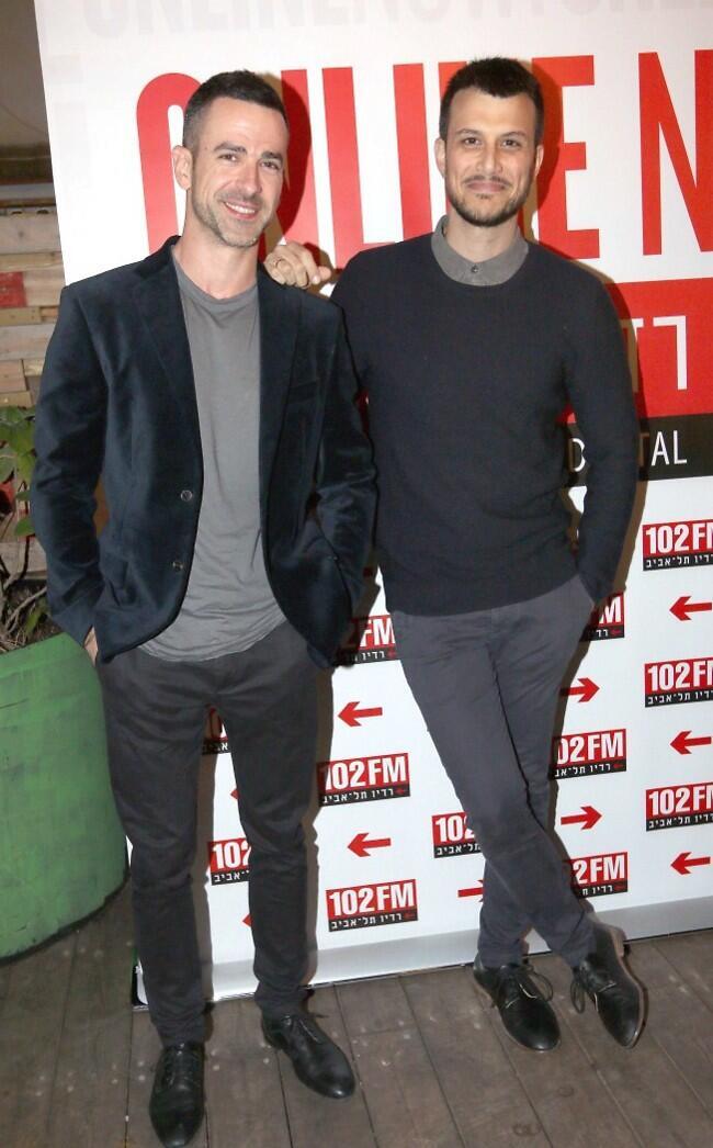 מתי החתונה? עזר ובן הזוג אלברט