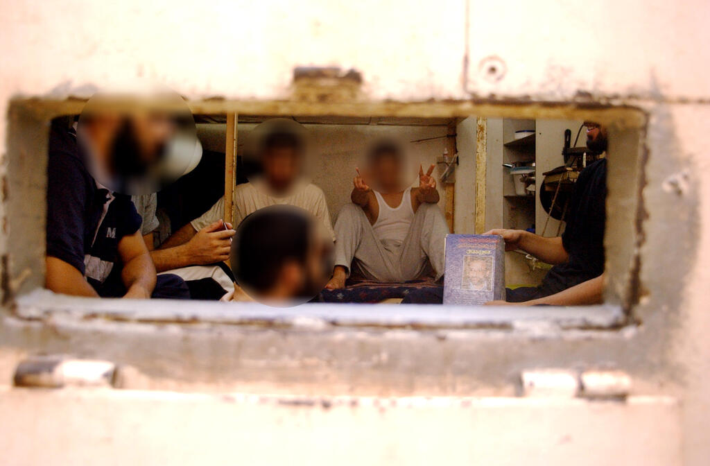 Palestinian prisoners at Shikma Prison in southern Israel

