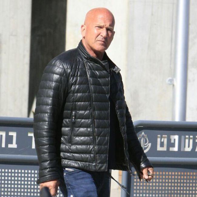 בוקר אור גם לך. רפי רפאלי בבית המשפט