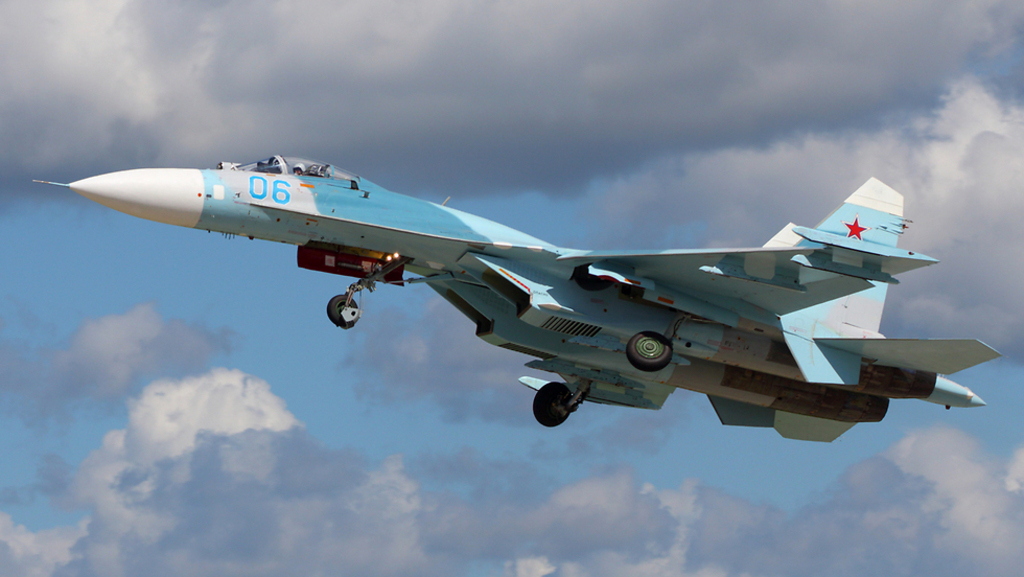 Российский Су-27 (Фото: shutterstock) Российский Су-27