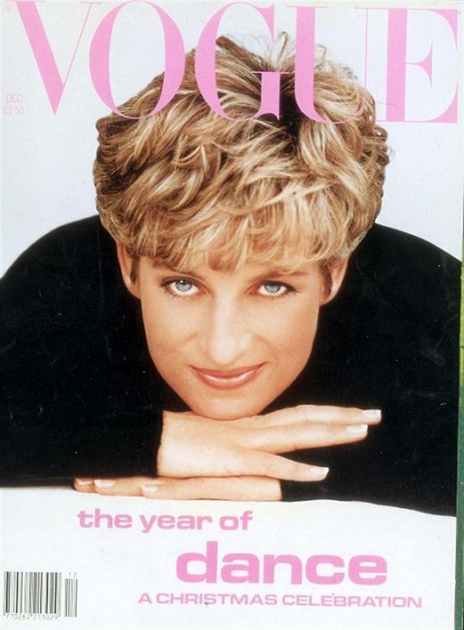 הנסיכה דיאנה על שער אותו מגזין לפני כמעט 20 שנה