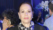 ירח גילה אלמגור