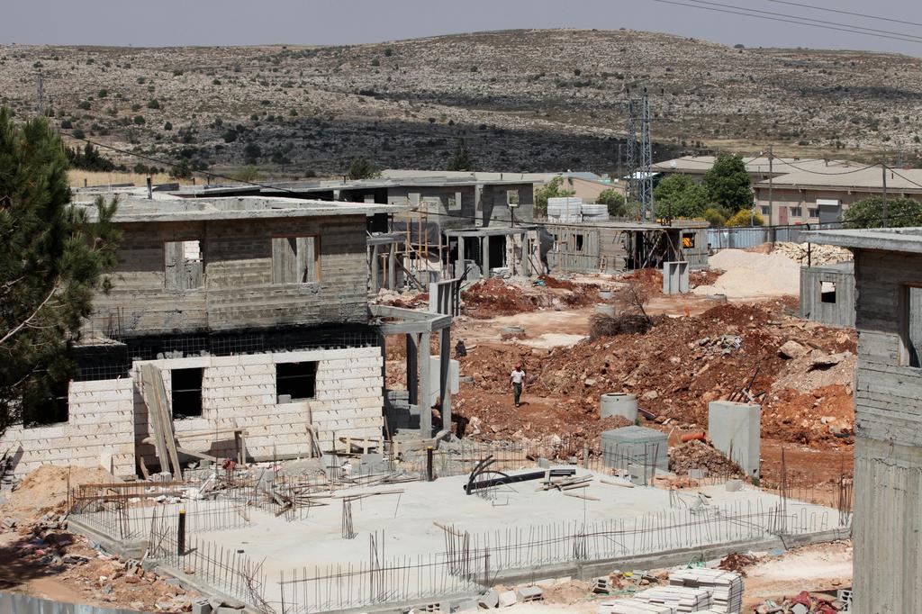 Construction of homes in the West Bank settlement of Ofra 
