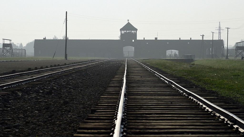 The train tracks leading into Auschwitz-Birkenau 