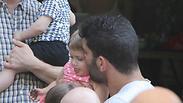 אורי ששון פפראצי בית קפה כיכר מילנו