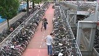 ארכיון. אופניים באמסטרדם