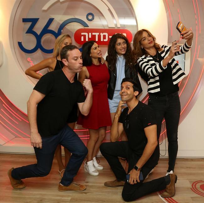 תוציאו לשון, נעשה סנאפ!