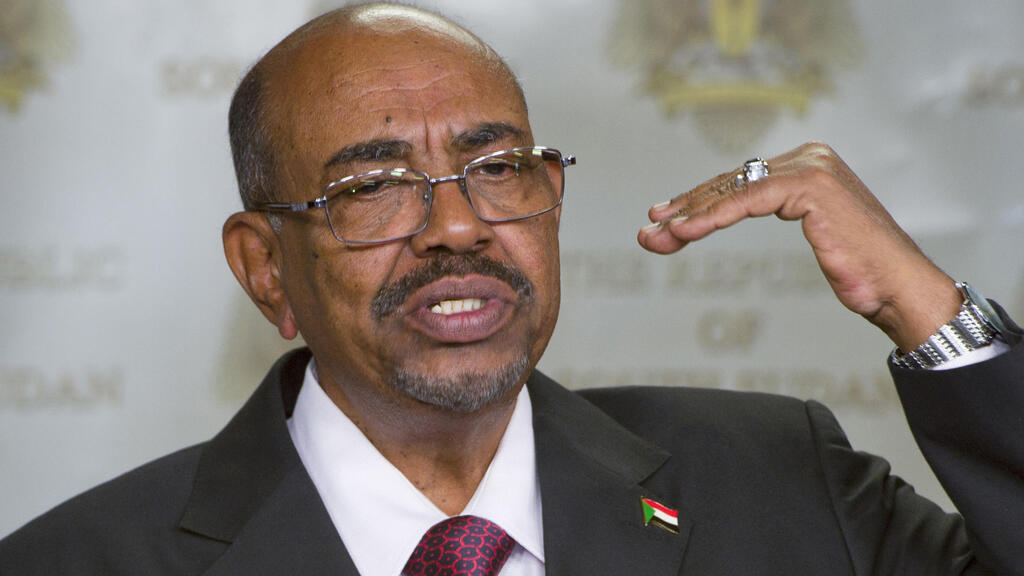 Omar al-Bashir 