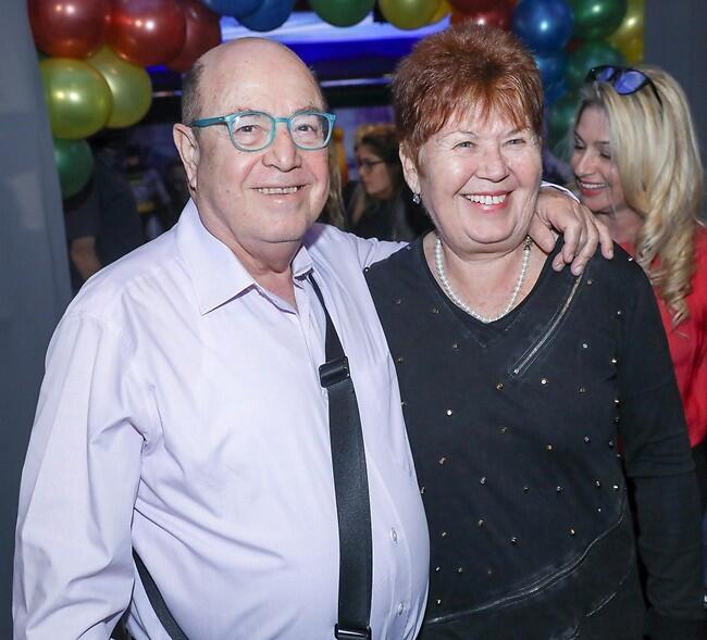 הסבא האהוב עלינו. טוביה ויעל צפיר