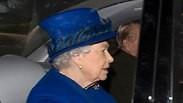 המלכה אליזבת מגיעה לכנסייה היום       