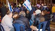 מפגן כזה של אחדות התקיים במוצאי שבת בכיכר רבין