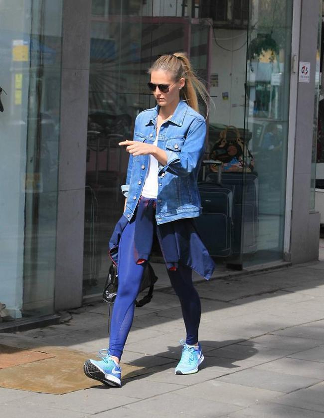 זה דווקא נחמד שאת מזדנגפת לך